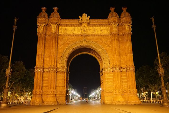 New Year's Eve in Barcelona: Montjuïc, grapes, an all-night metro