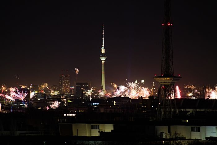 New Year's Eve in Berlin: gate, boat or a quiet window