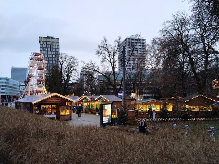 Linz Christmas markets: Hauptplatz and Volksgarten