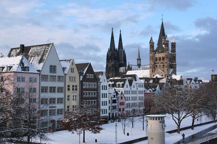 New Year's Eve in Cologne: no main stage, so pick your bank