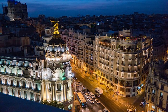 New Year's Eve in Madrid: the twelve grapes at Puerta del Sol and what comes after