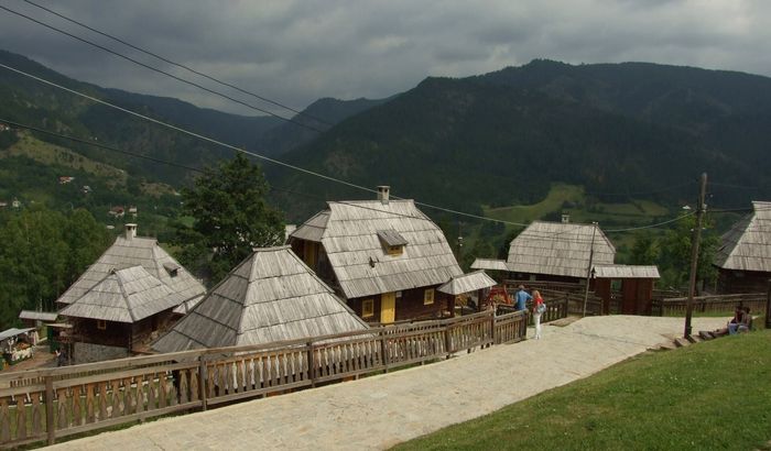 Day trips from Tara
